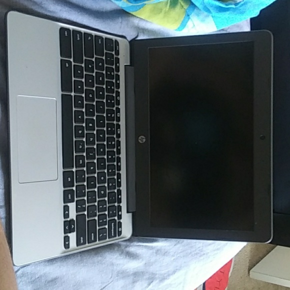 LapTop - Picture 2 of 2